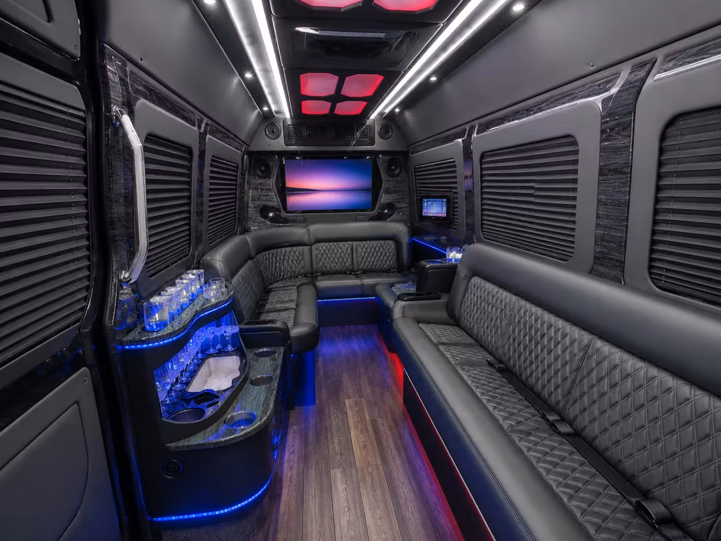 airport transfer and event shuttle services for chattanooga employers