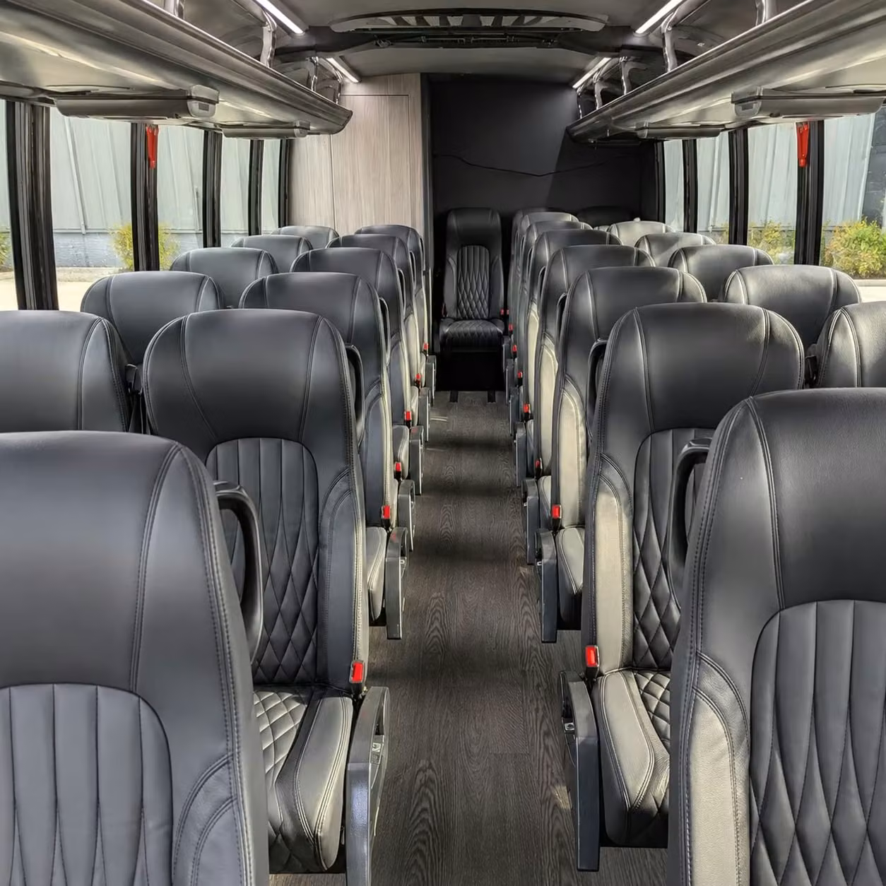 chattanooga 35 passenger minibus rental