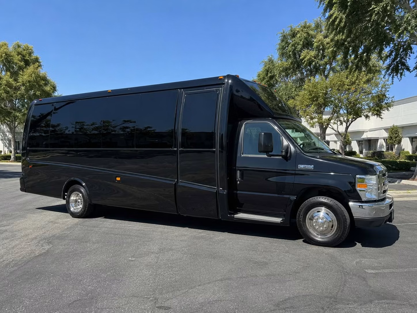 chattanooga prom party buses with the amenities your group actually wants