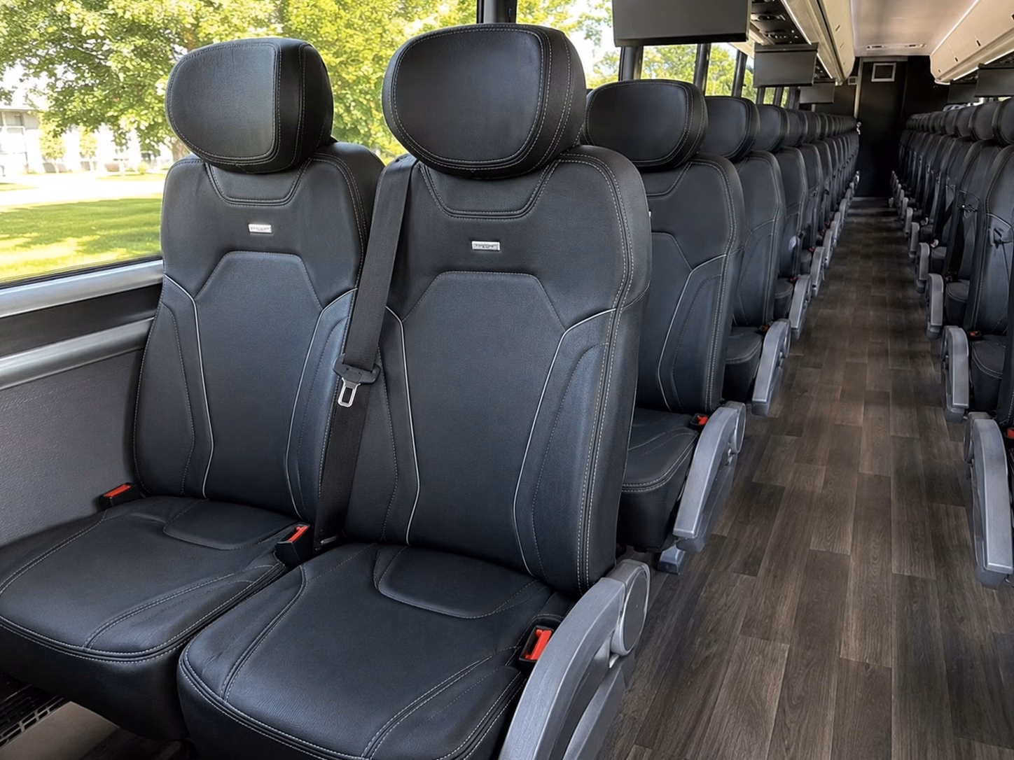 hotel to venue shuttles for chattanooga wedding guests staying downtown
